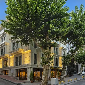 Grand Naki Istambul