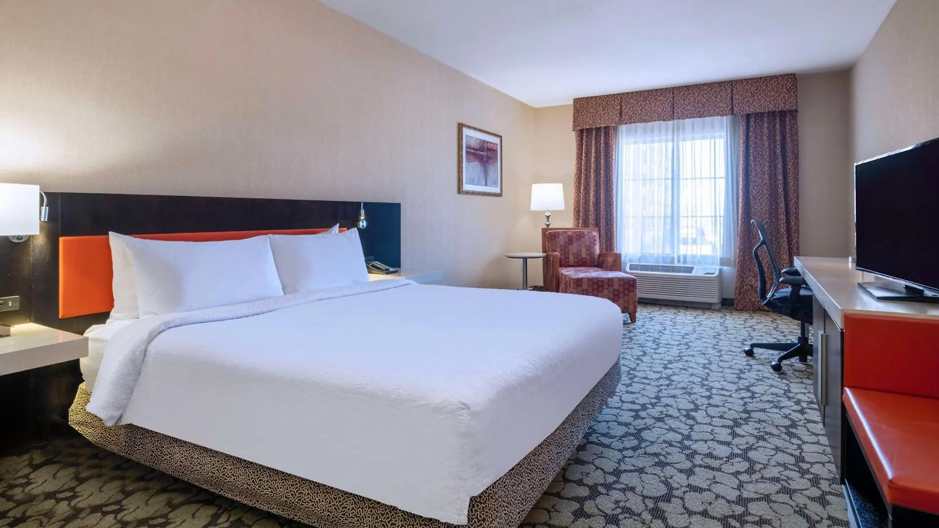 Hilton Garden Inn Las Vegas Strip South 3*,